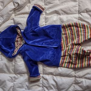 Baby velour suit